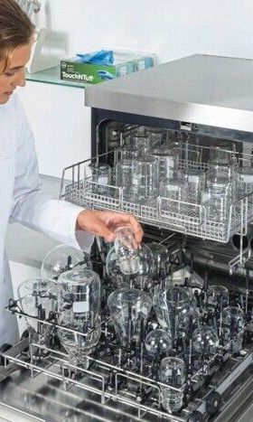 Intelligenter Laborspüler