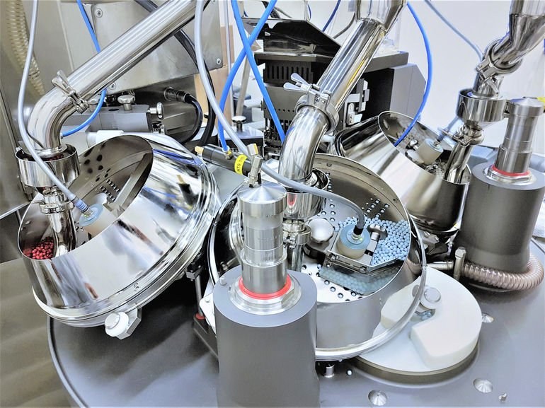 Kapselfüllmaschine erfolgreich umgerüstet
