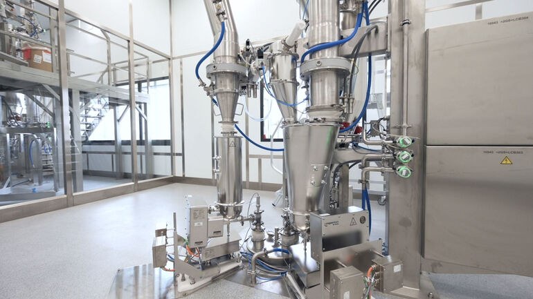 Pfizer setzt auf Coperion-Chargendosierer für High-Containment-Anlage in Freiburg