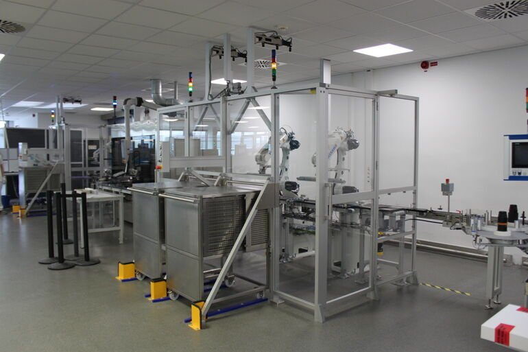 Roboterbasierte Lösung für die Impfstoffproduktion